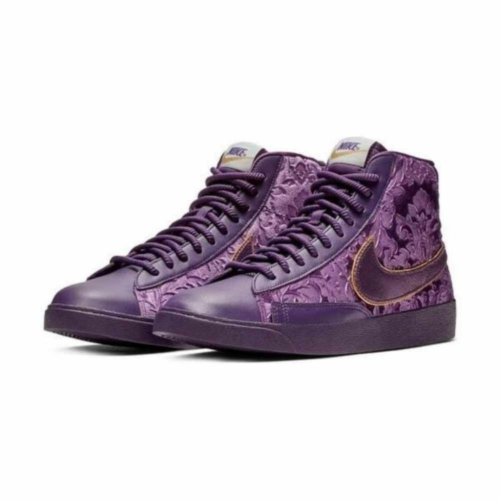 Nike Women's Velvet Blazer Mid Top Sneaker Night Purple/Gold size 6